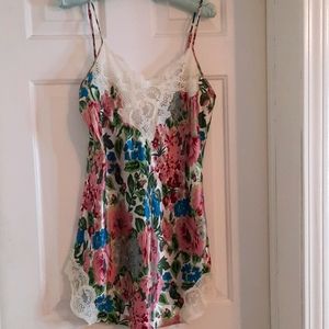 Vintage Victoria secret sz large floral silky slip nightgown